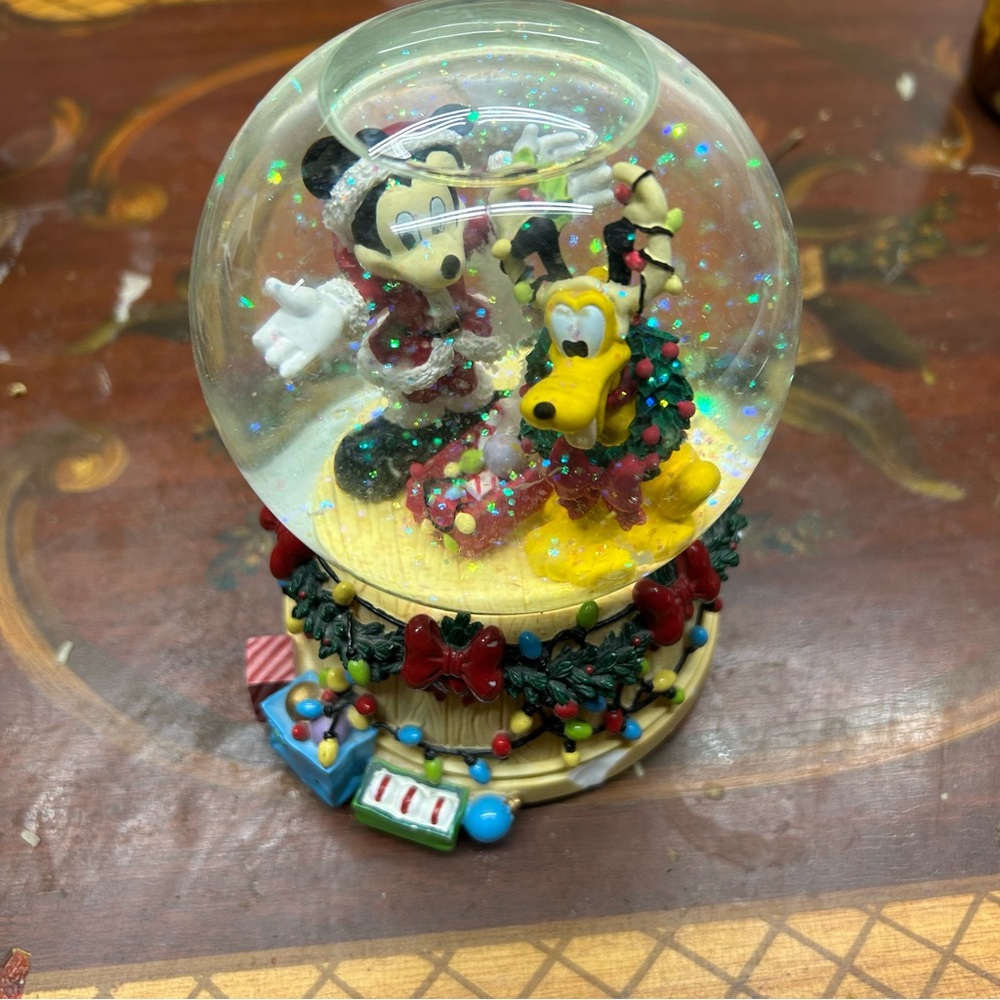 Vintage Disney Mickey and Pluto Christmas Musical Snow Globe - Picture 3 of 7